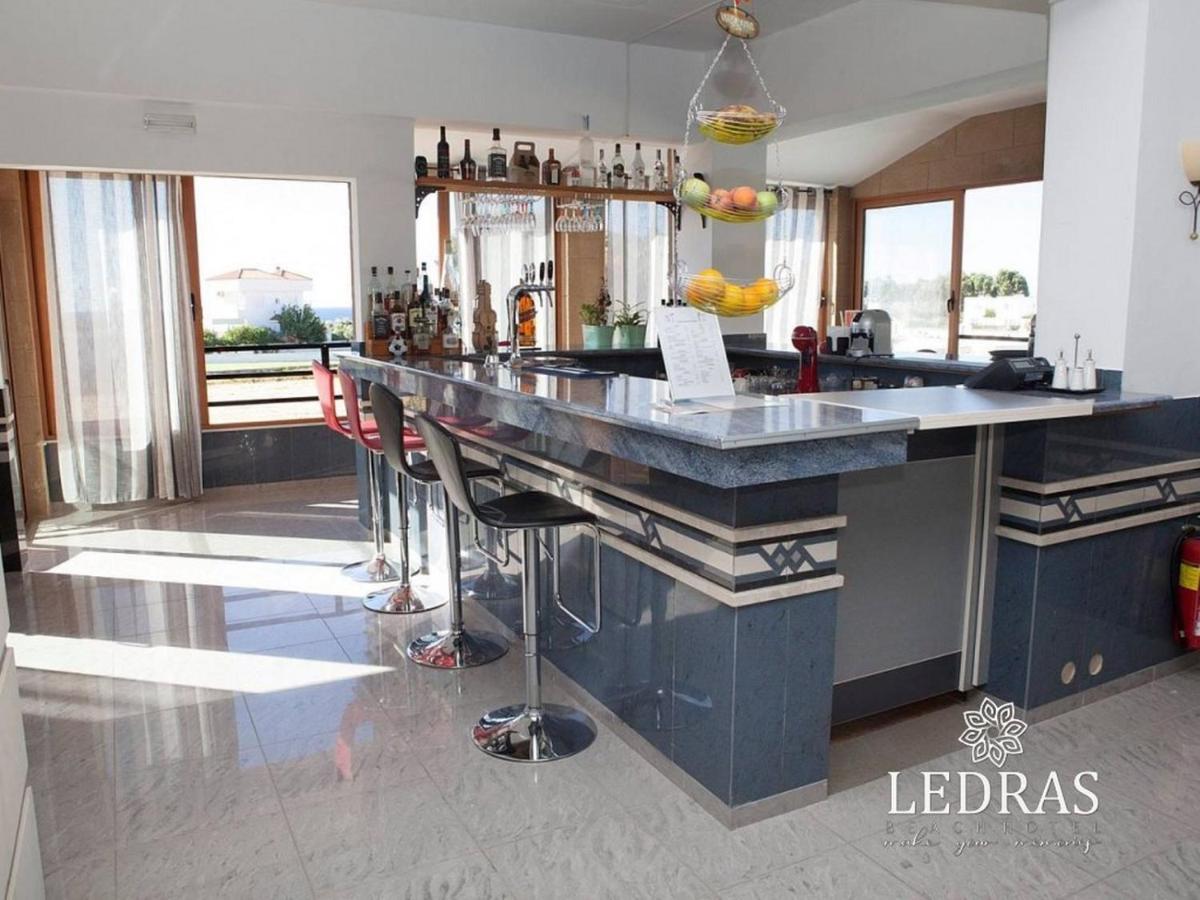 Hotel Ledras Генади Екстериор снимка