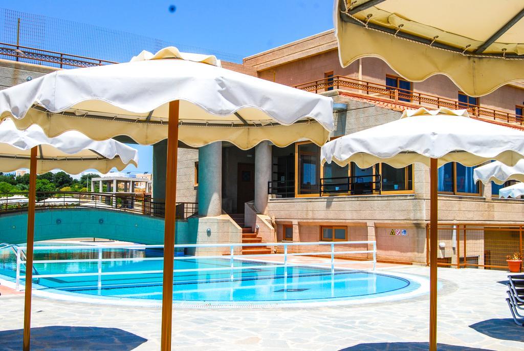 Hotel Ledras Генади Стая снимка